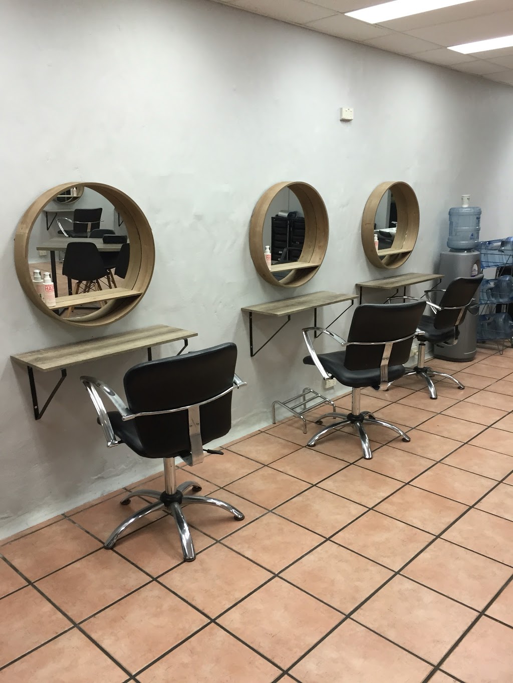 Redheads Hair and Body | hair care | 3/101 Cowlishaw St, Redhead NSW 2290, Australia | 0249448488 OR +61 2 4944 8488