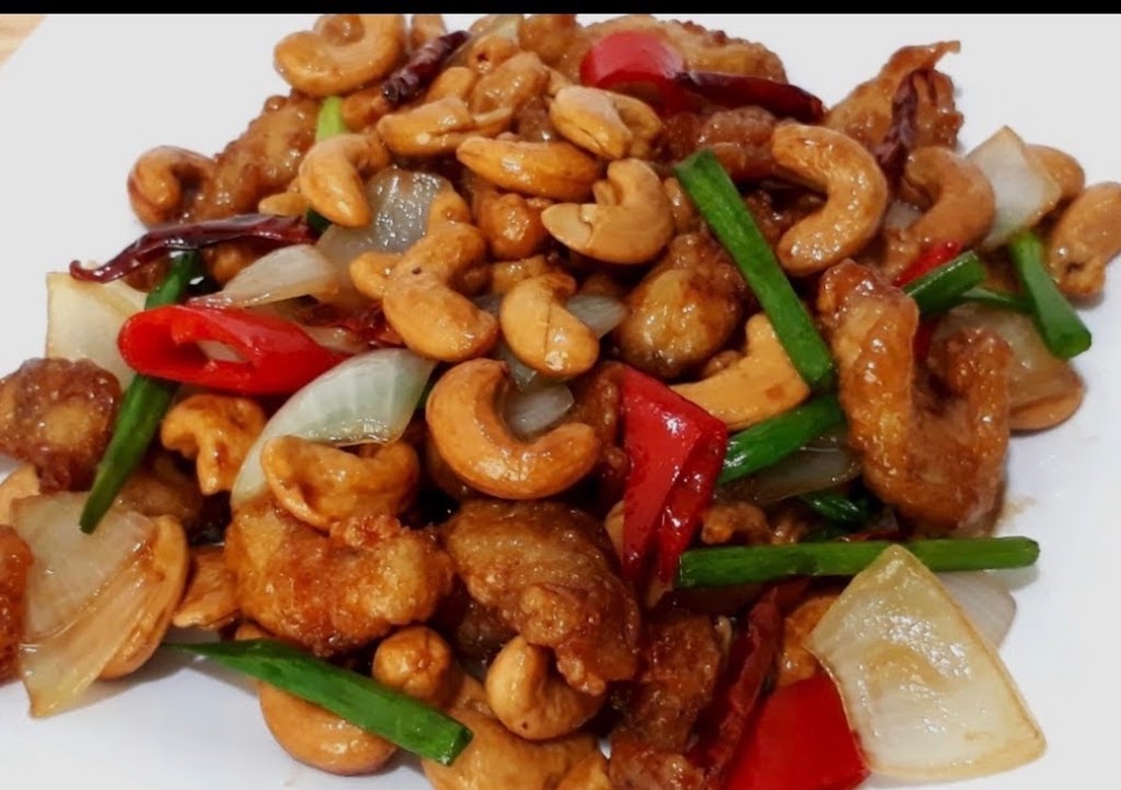 Bogan Thai by Nat | Nyngan Golf Club, 16 Tottenham Rd, Nyngan NSW 2825, Australia | Phone: 0484 700 133