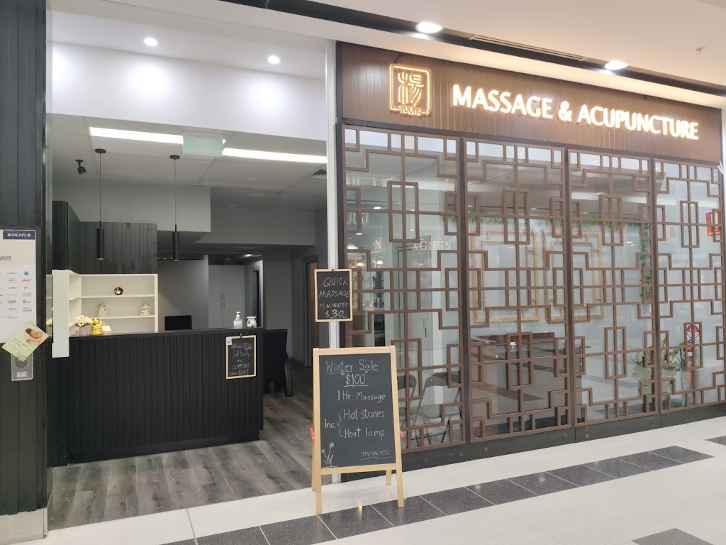 Young massage & Acupuncture | Marketplace, T39/11-13 Main St, Mount Annan NSW 2567, Australia | Phone: (02) 4627 3202