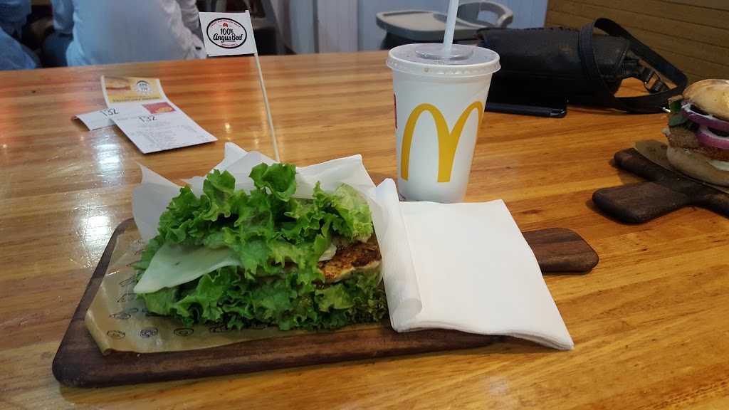 McDonalds Woonona | meal takeaway | 370-372 Princes Hwy, Woonona NSW 2517, Australia | 0242856248 OR +61 2 4285 6248