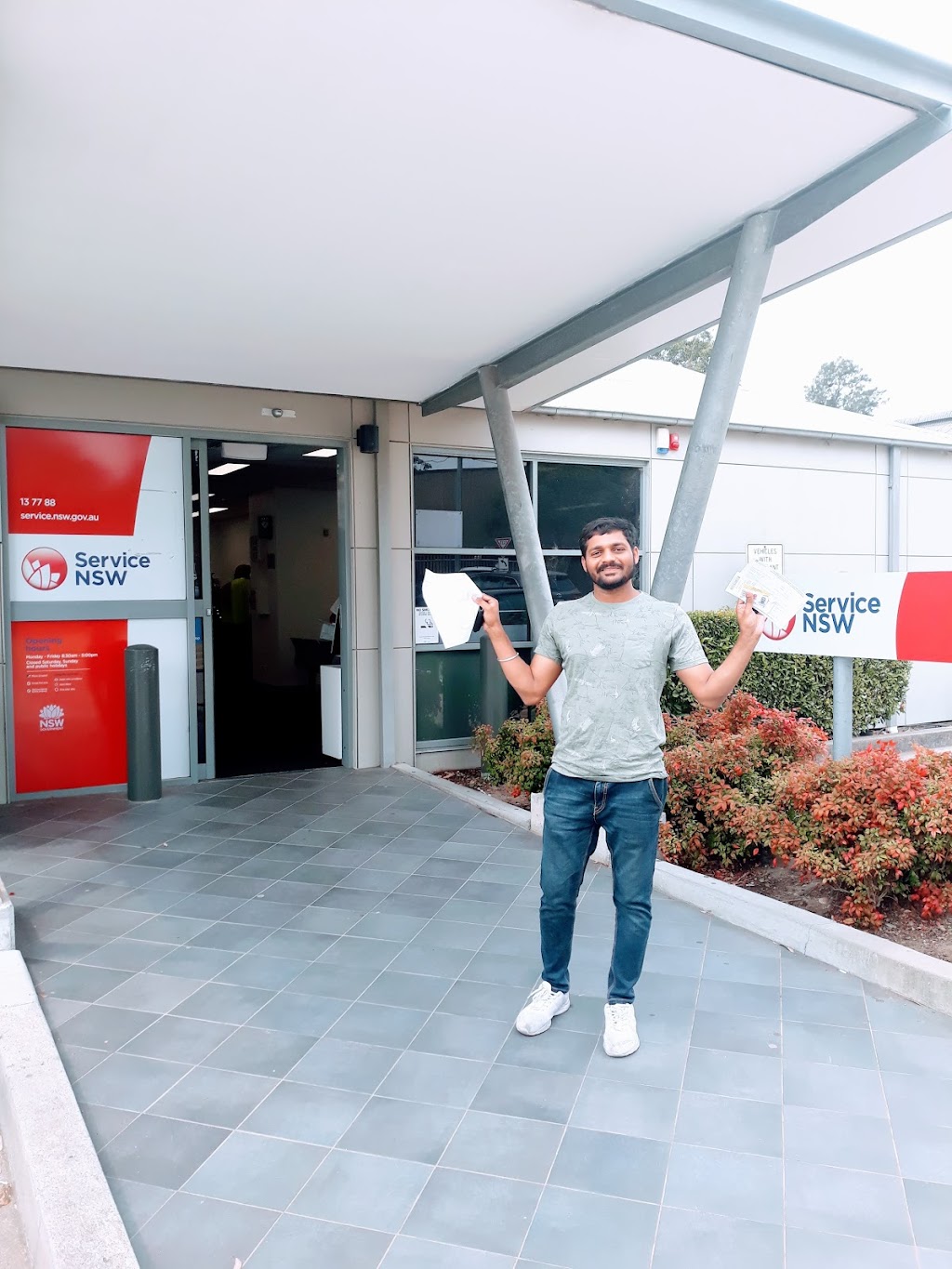 VK Driving School | 6 Werong Cl, Minto NSW 2566, Australia | Phone: 0433 567 874