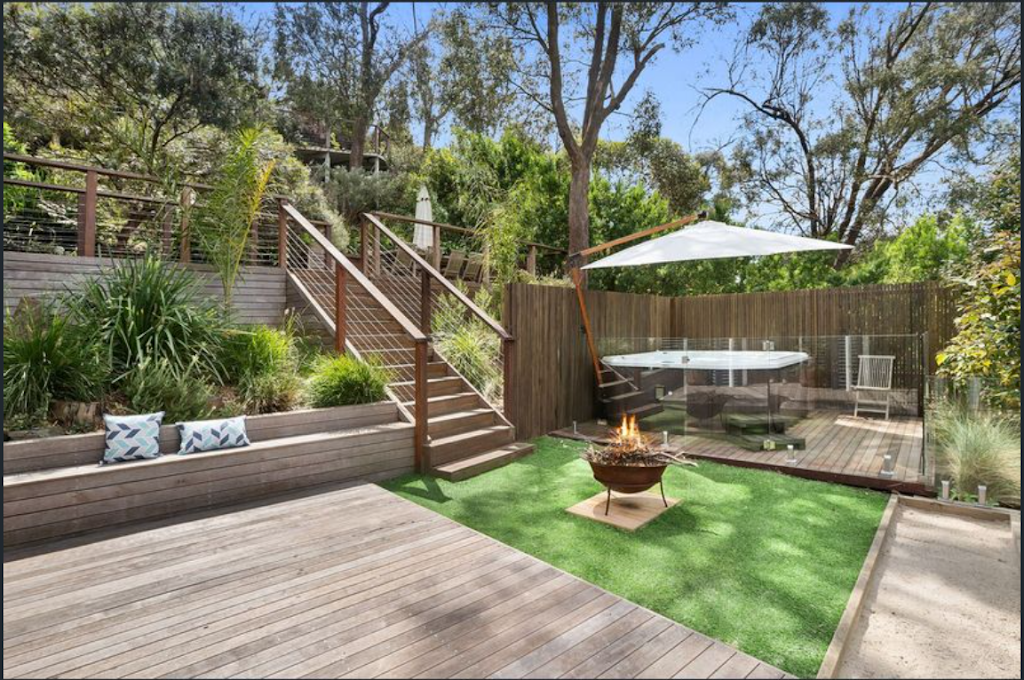 Woodland Stairs | 3 Woodland Cl, Bittern VIC 3918, Australia | Phone: 0424 181 664