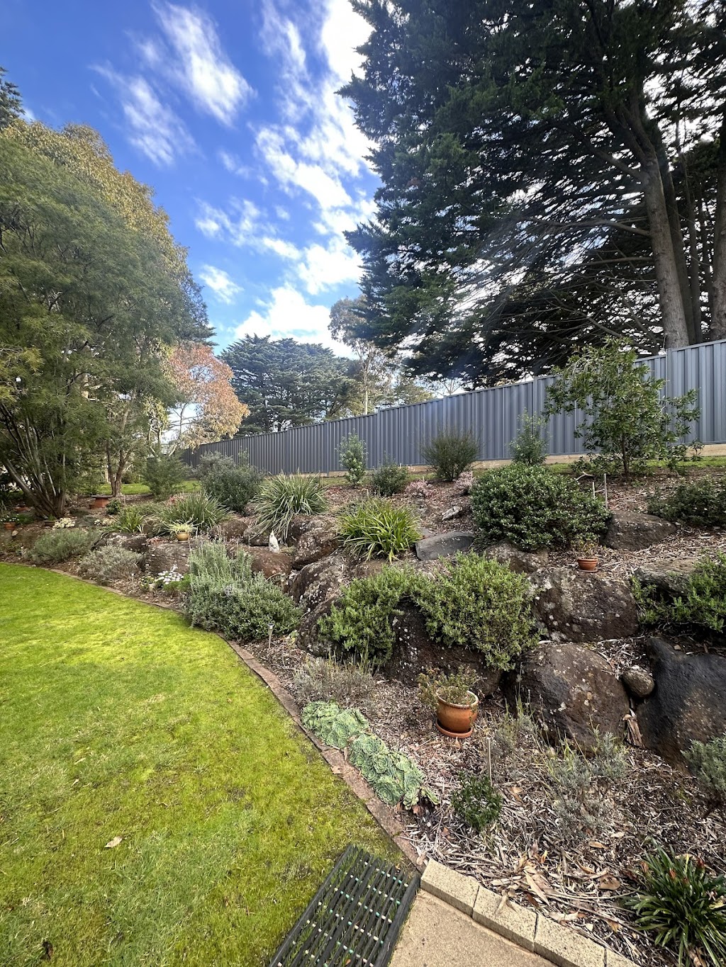 Valley Fencing & Property Services | 55 Burr Rd, Woori Yallock VIC 3139, Australia | Phone: 0403 064 557