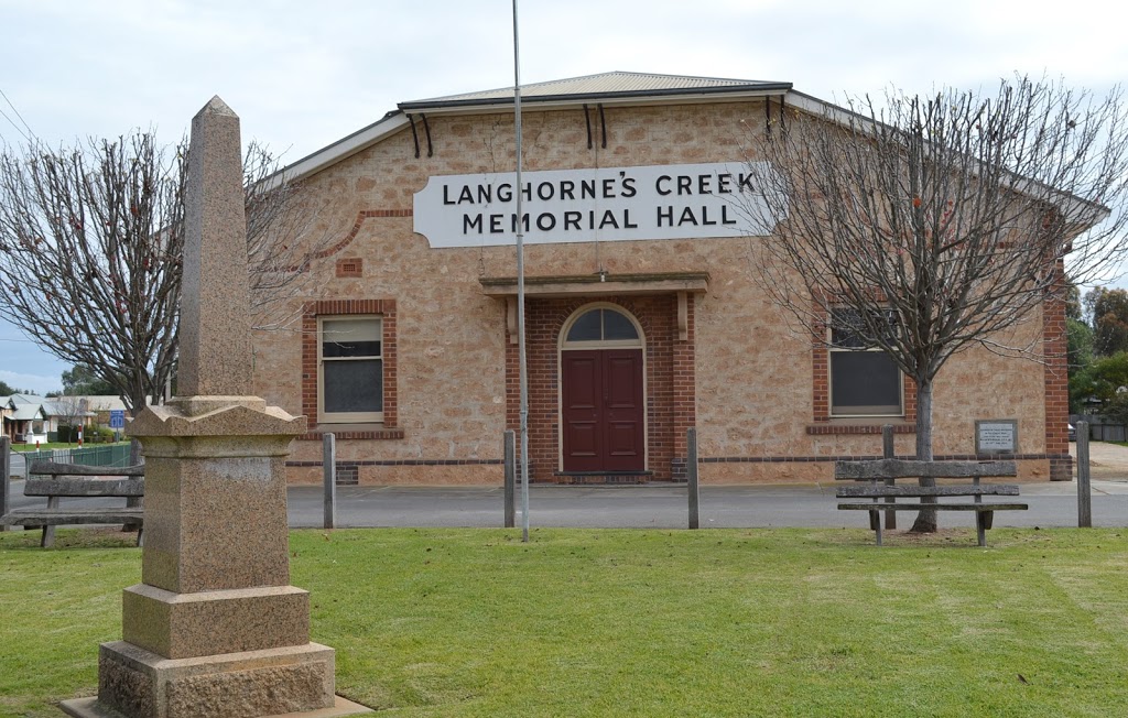 Memorial Hall and soldiers monument | park | 89 Bridge Rd, Langhorne Creek SA 5255, Australia