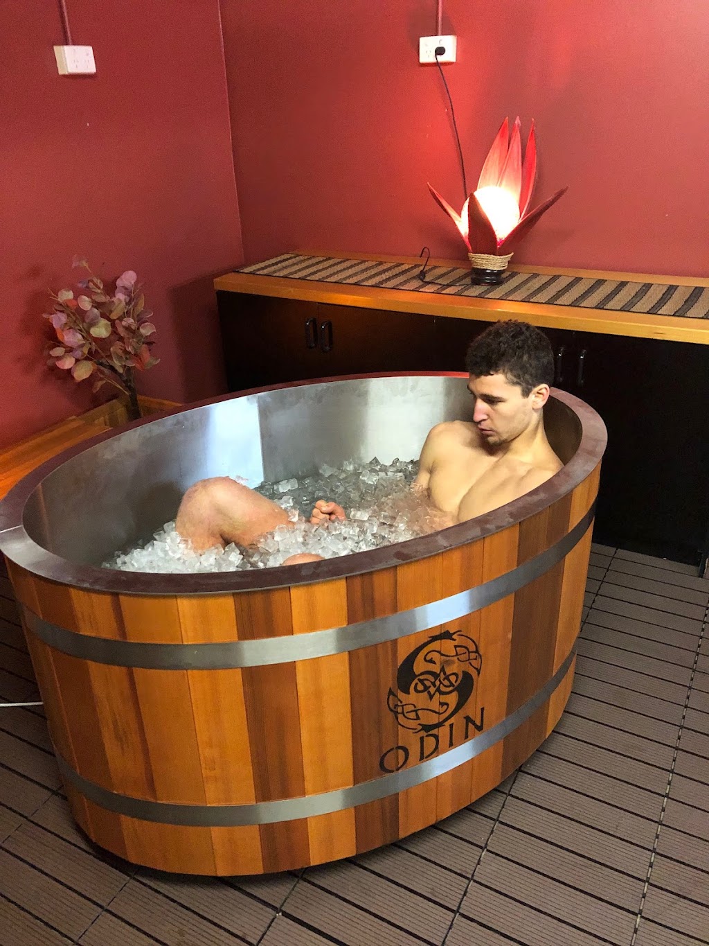 Eltham wellness centre | Factory 9/1625 Main Rd, Research VIC 3095, Australia | Phone: 0410 603 464