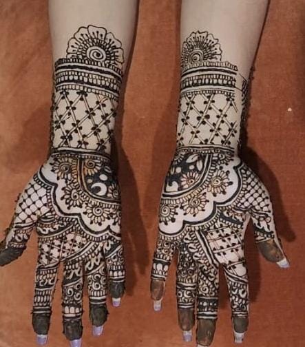 Miss Henna By Krishla | 10 Mayfly Ave, Marsden Park NSW 2765, Australia | Phone: 0423 199 443