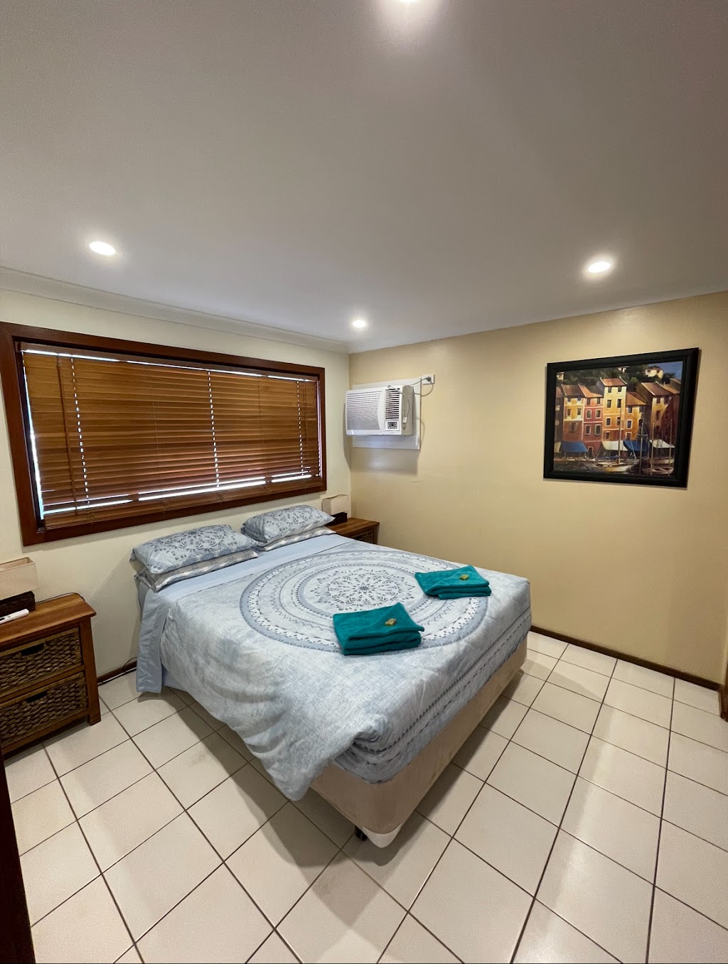 Wildsights Beach Shack | 2 Denham Rd, Denham WA 6537, Australia | Phone: (08) 9948 1481