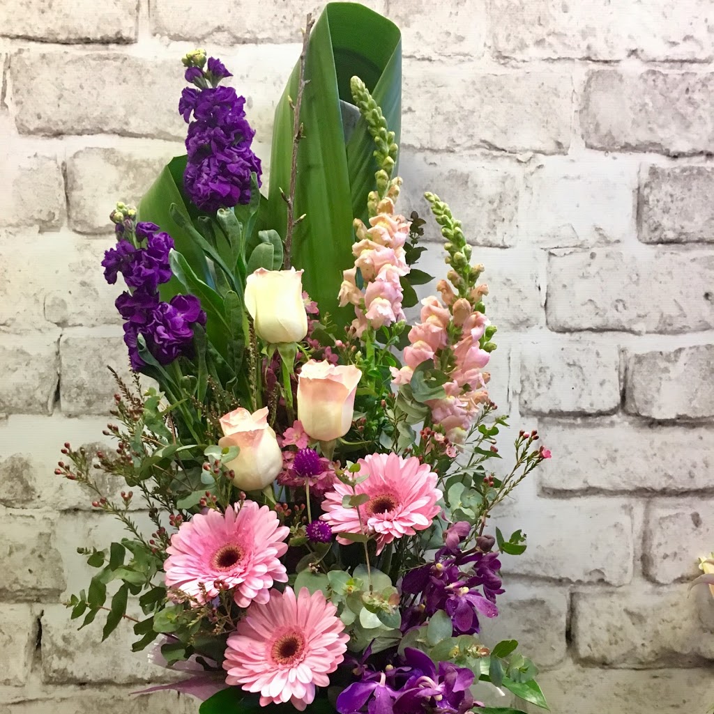 Amaranthine Flowers by Design | 64 Orchardtown Rd, New Lambton NSW 2305, Australia | Phone: (02) 4947 8005