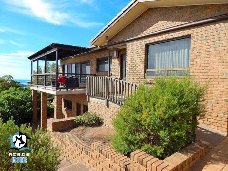 PetLet 12: Stunning Views at Carrickalinga | real estate agency | 12 Solitude Dr, Carrickalinga SA 5204, Australia | 0408818413 OR +61 408 818 413
