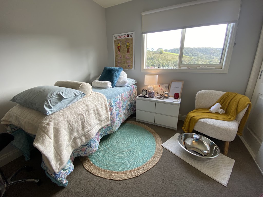 Reflections of the Sole Reflexology | 25 Ninks Rd, St Andrews VIC 3761, Australia | Phone: 0423 352 757