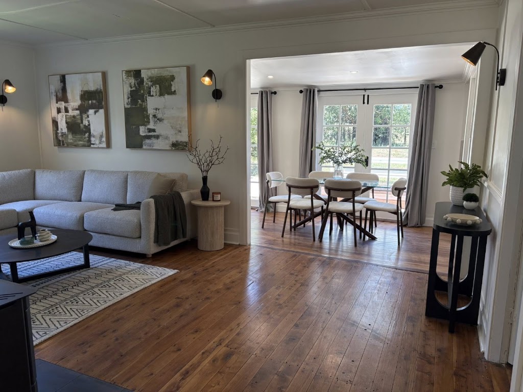 The Cellarhands - Pokolbin Farm Stay | 431 Oakey Creek Rd, Pokolbin NSW 2320, Australia | Phone: 0499 536 536