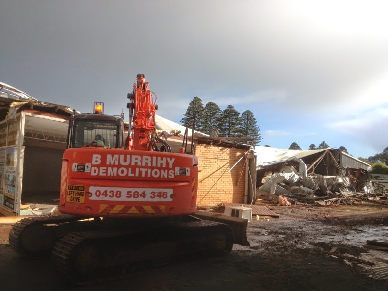 B. Murrihy Demolitions, Asbestos Removal & Machine Hire | 2 Hammond Pl, Warrnambool VIC 3280, Australia | Phone: 0438 584 346