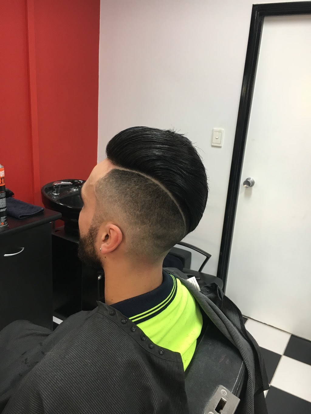Boss Barber Shop | hair care | Unit 5/2756 Albany Hwy, Kelmscott WA 6111, Australia | 0863960897 OR +61 8 6396 0897