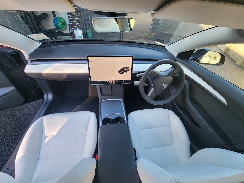 South Coast Auto Detailing | 127 Escarpment Dr, Calderwood NSW 2527, Australia | Phone: 0424 847 229
