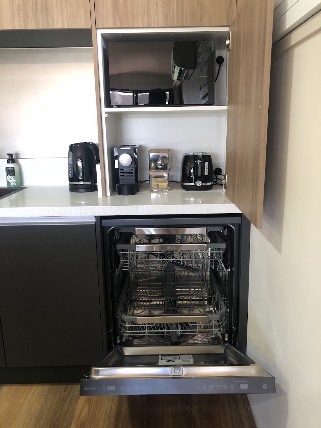 CaddyShack Apartment at Horizons | Unit 110/31 Horizons Dr, Salamander Bay NSW 2317, Australia | Phone: 0416 198 345