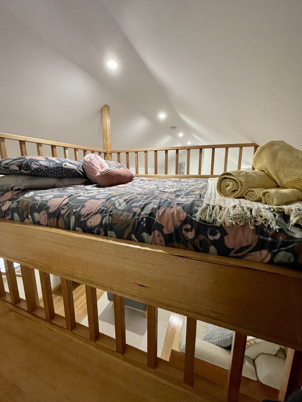 Banyula Cottage - Dunalley | Bay St, Dunalley TAS 7177, Australia | Phone: 0408 229 220