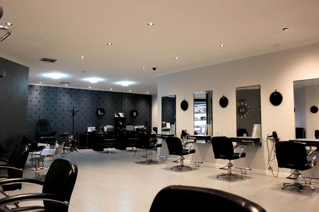 SAHB Hair & Beauty | hair care | 1 Dundee St, Leeming WA 6149, Australia | 0893321633 OR +61 8 9332 1633