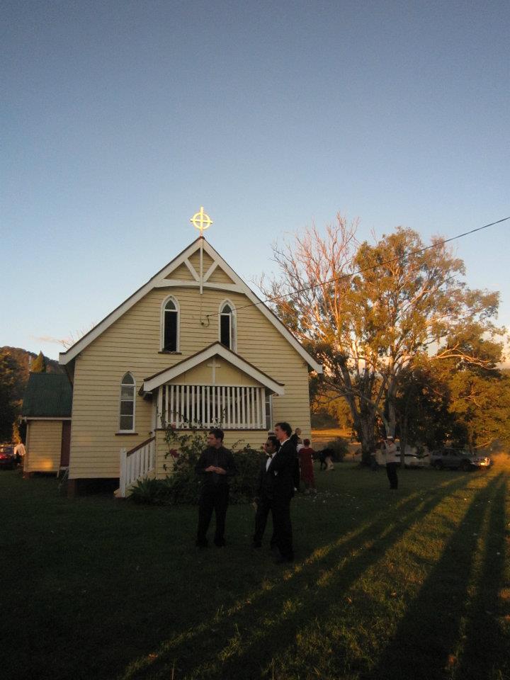 Sacred Heart Church, Christmas Creek | church | 1441 Christmas Creek Rd, Christmas Creek QLD 4285, Australia | 0755411068 OR +61 7 5541 1068