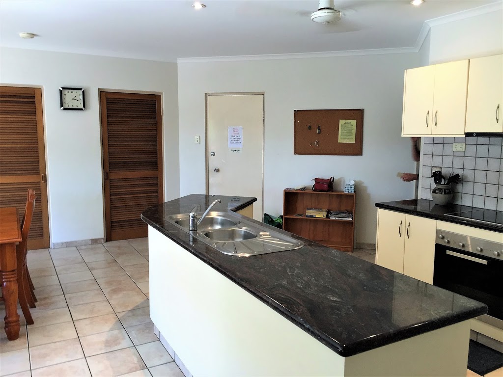 Darwin - Larrakeyah Luxury Holiday Apartment | lodging | 1/1 Marsina Ct, Larrakeyah NT 0820, Australia | 0407612570 OR +61 407 612 570