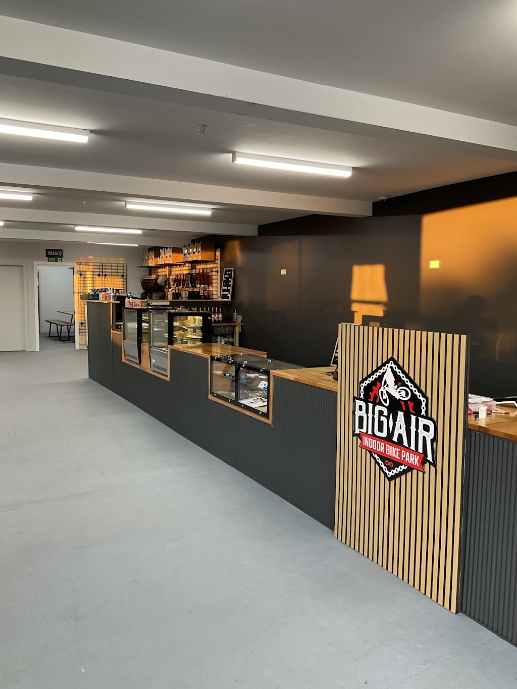 Big Air Indoor Bike Park | 13 Douglas Ave, Tuncurry NSW 2428, Australia | Phone: (02) 5591 7049