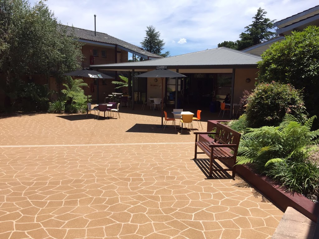 Blue Mountains International Hotel Management School | 1 Chambers Rd, Leura NSW 2780, Australia | Phone: (02) 4780 1600