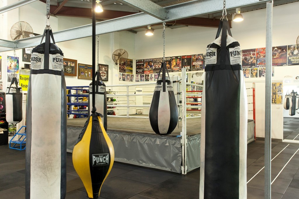 Matrix Boxing Gym | 5/8 Green Glen Rd, Ashmore QLD 4214, Australia | Phone: 0433 149 033