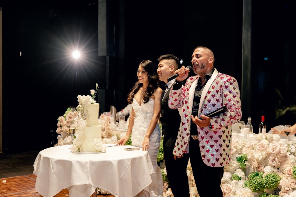 Johan the Celebrant and Wedding MC Sydney | 16A Merriman St, Kyle Bay NSW 2221, Australia | Phone: 0411 324 076