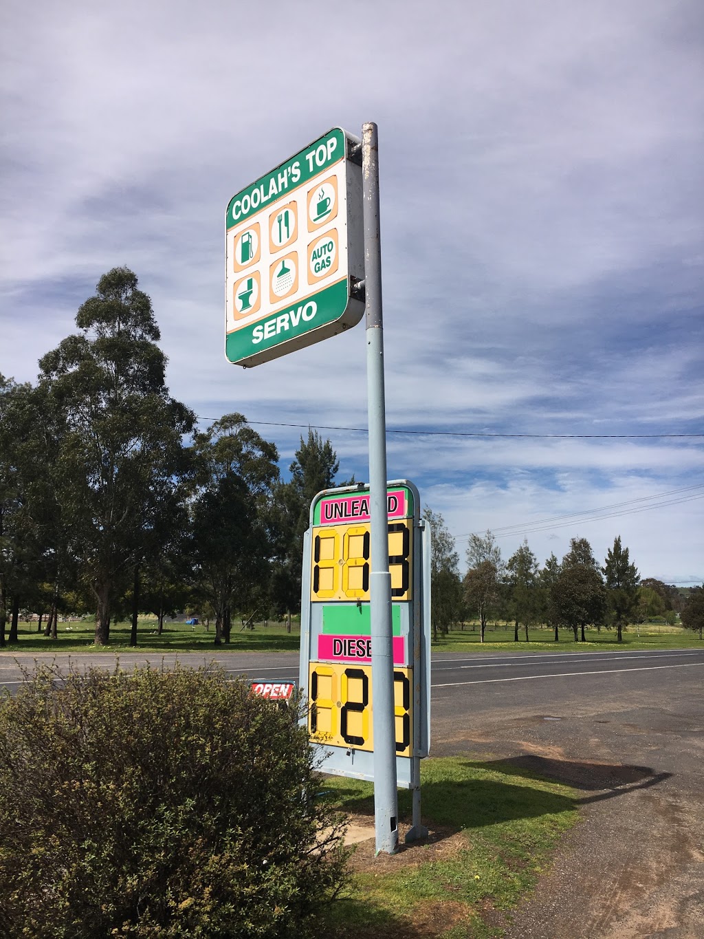 Coolahs Top Servo | gas station | 1A Binnia St, Coolah NSW 2843, Australia | 0263771188 OR +61 2 6377 1188