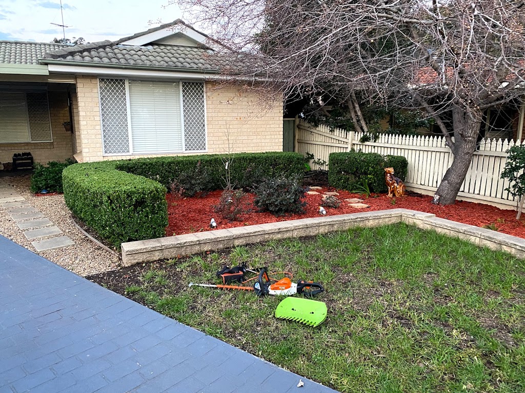 Mow Me Over Property Maintenance | 447 Kurmond Rd, Freemans Reach NSW 2756, Australia | Phone: 0487 282 080
