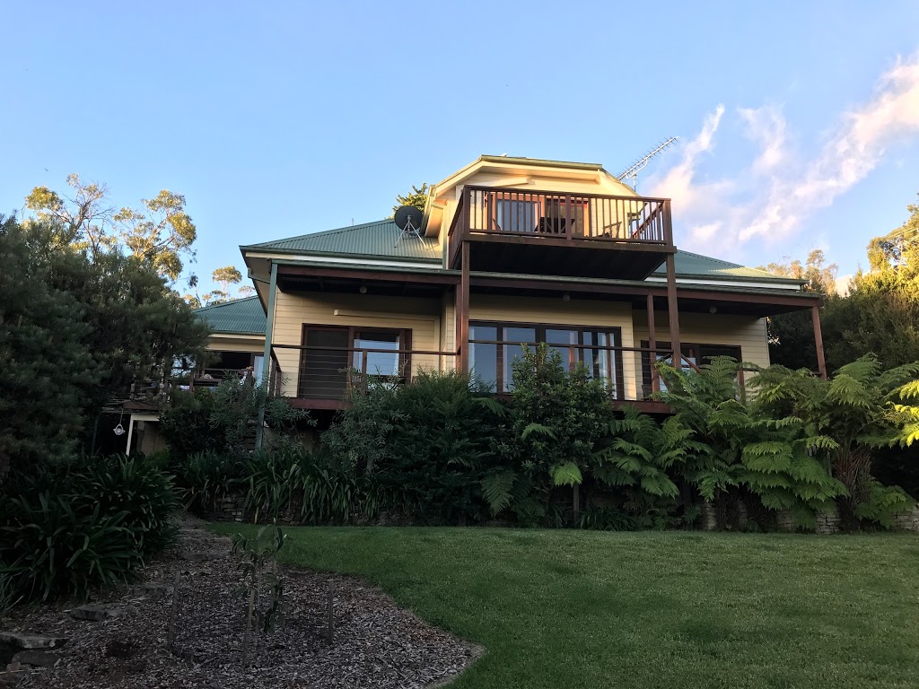 Valley of the Waters Bed & Breakfast | lodging | 88 Fletcher St, Wentworth Falls NSW 2782, Australia | 0247574860 OR +61 2 4757 4860