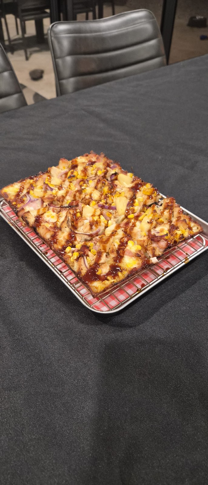 Lukey Ds Detroit Style Pizza | 78 Kenakan St, Edgeworth NSW 2285, Australia | Phone: 0406 140 437