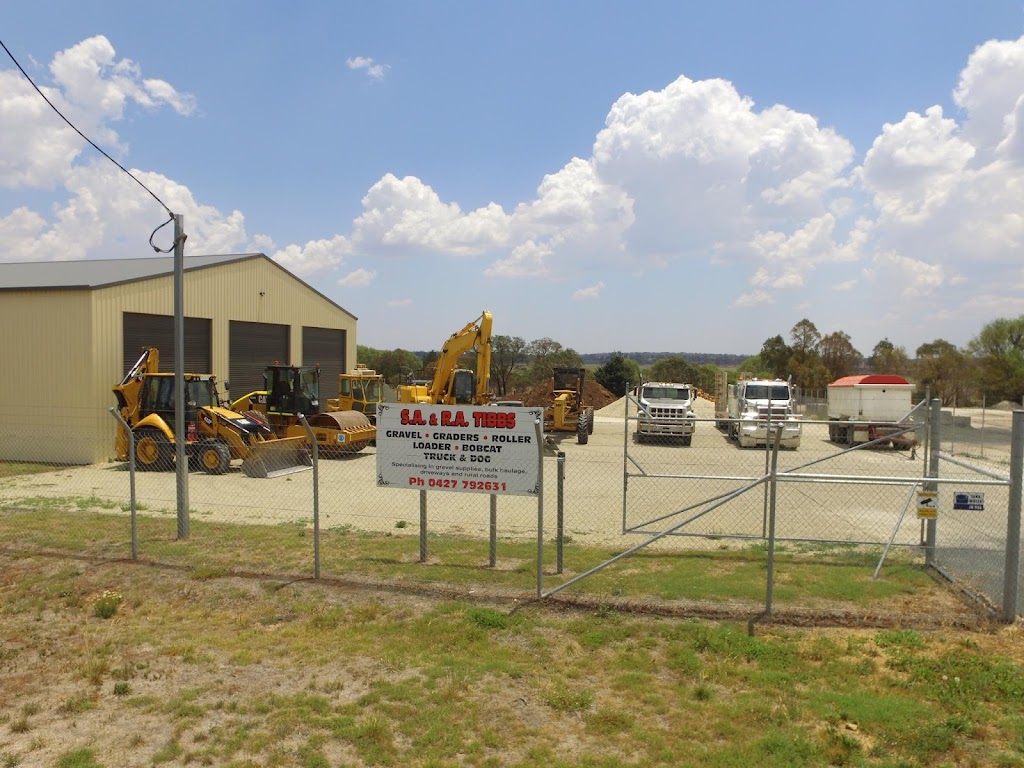 SA & RA Tibbs | 242 Falconer St, South Guyra NSW 2365, Australia | Phone: 0427 792 631