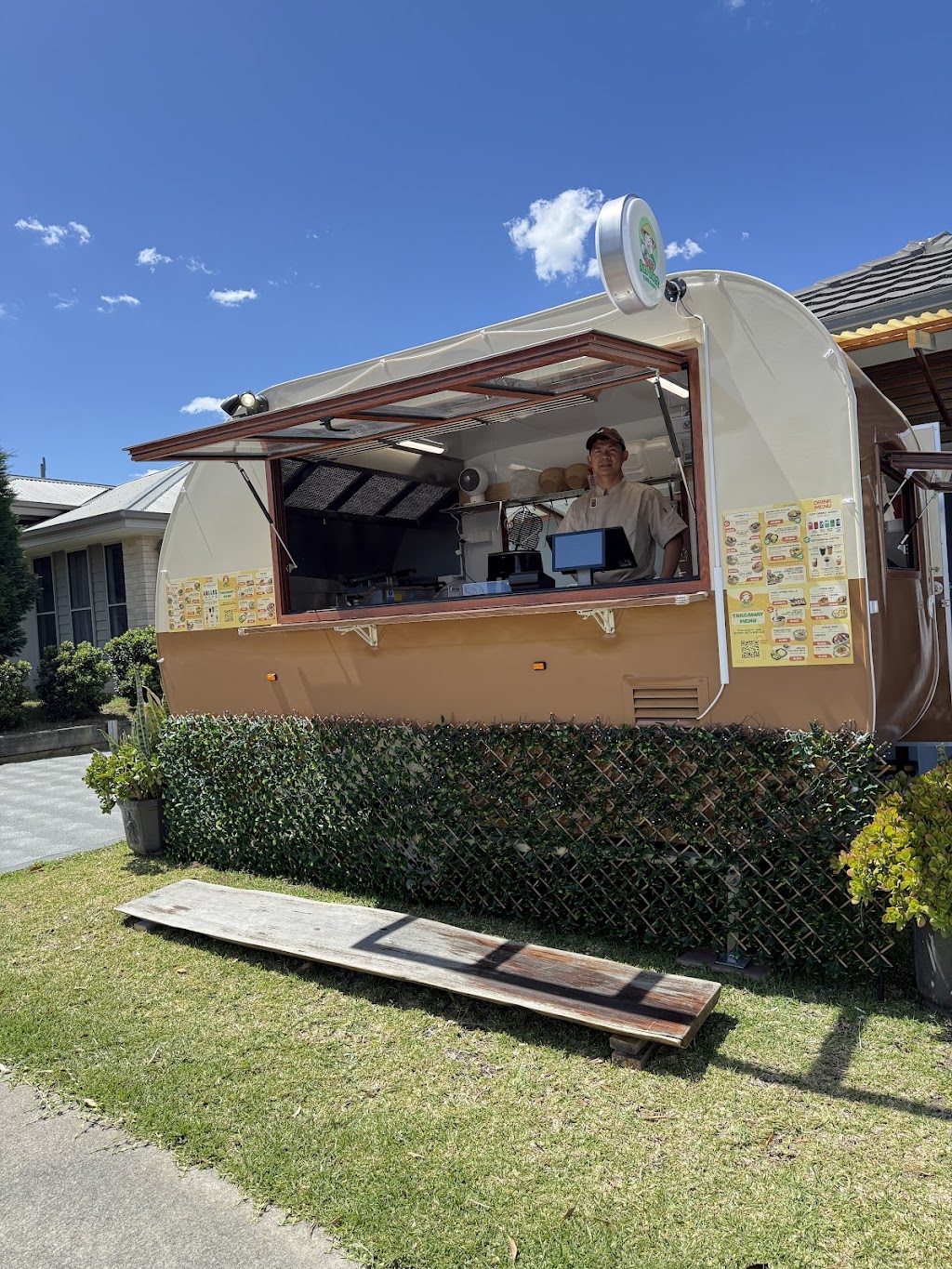 An Viet takeaway | 90 Averys Ln, Heddon Greta NSW 2321, Australia | Phone: 0402 000 862