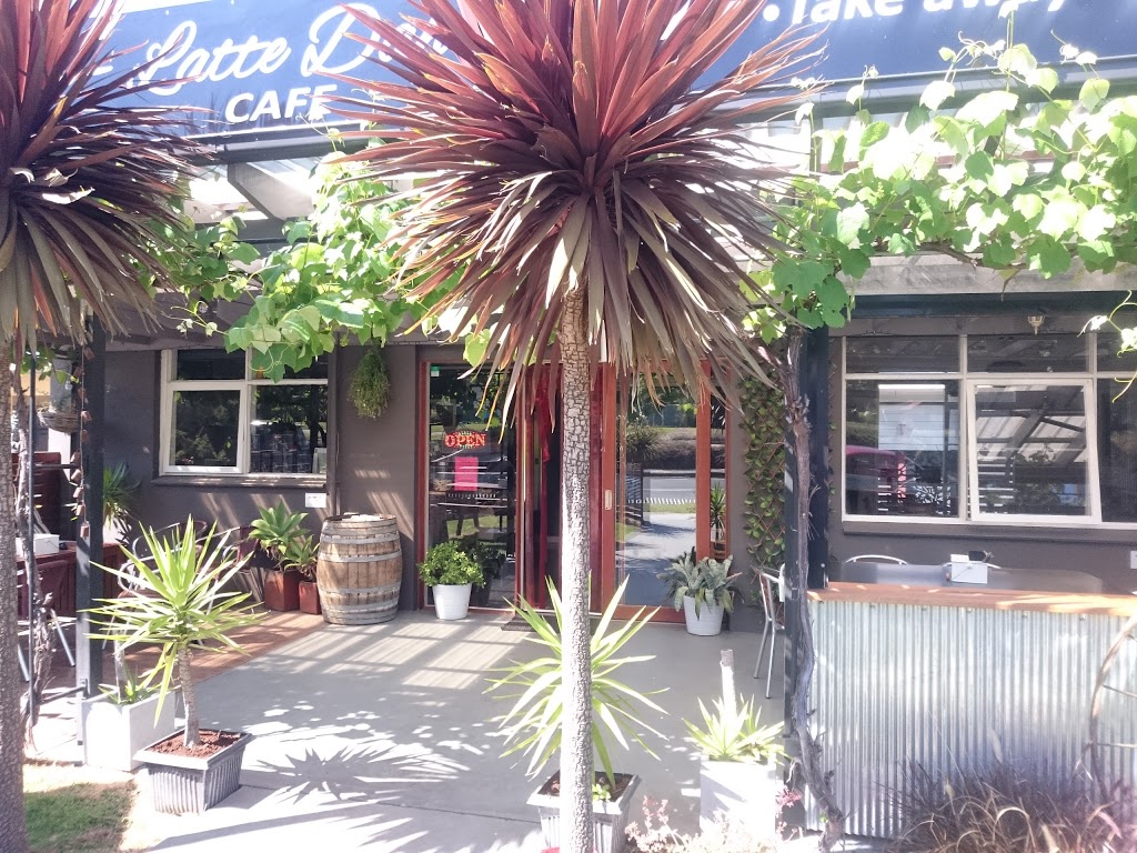 Latte Dah Cafe | restaurant | 2 Welshpool Rd, Toora VIC 3962, Australia