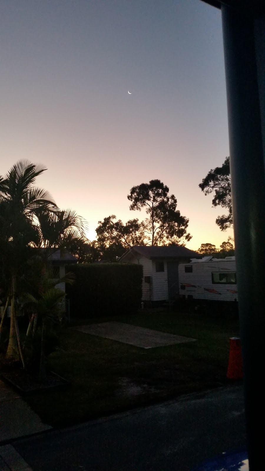 Lazy Acres Caravan Park | campground | 91 Exeter St, Torquay QLD 4655, Australia | 0741251840 OR +61 7 4125 1840