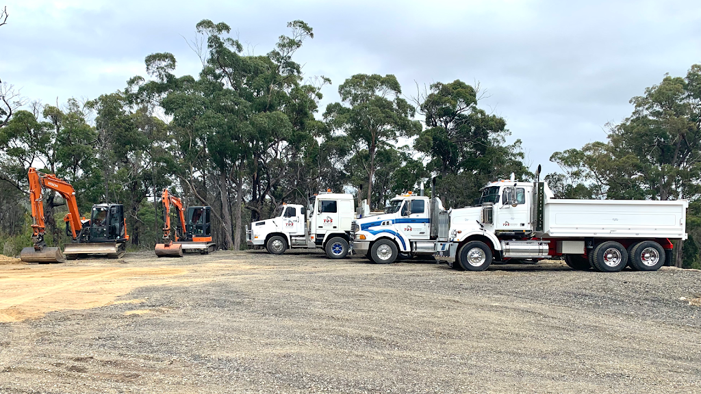 T & S Earthworks Pty Ltd | general contractor | 118 Hylands Rd, Murdunna TAS 7178, Australia | 0429033918 OR +61 429 033 918