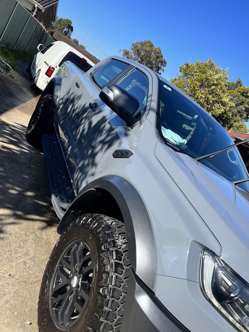 Clean Car Co By B | Unit 2n/7 Hepher Rd, Campbelltown NSW 2560, Australia | Phone: 0481 760 885