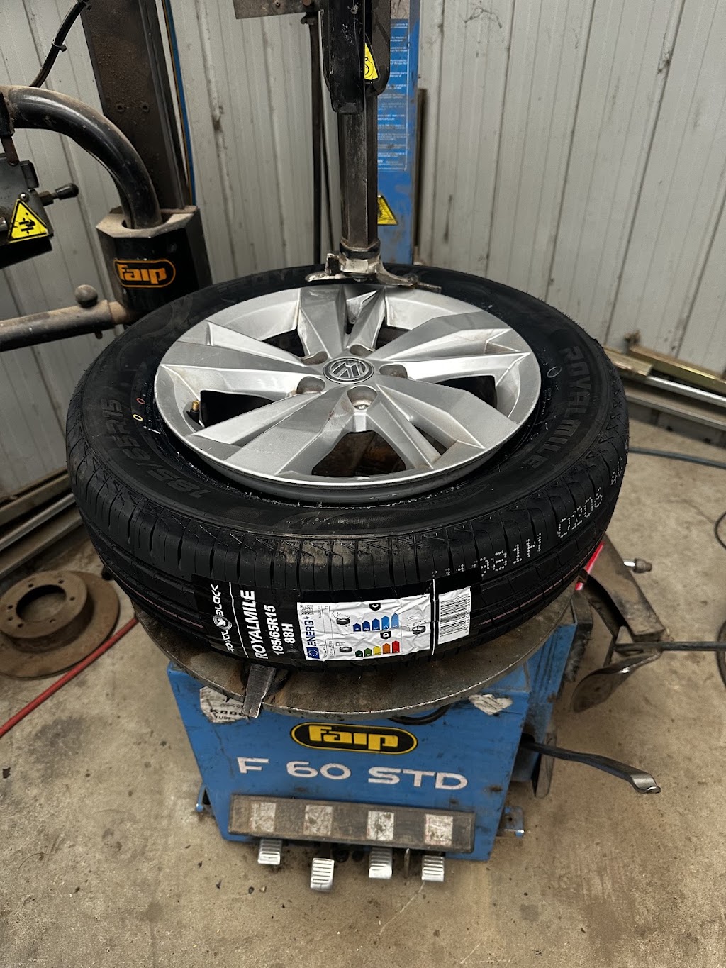 Bunyip Motors | 24 Bunyip-Modella Rd, Bunyip VIC 3815, Australia | Phone: (03) 5629 5398