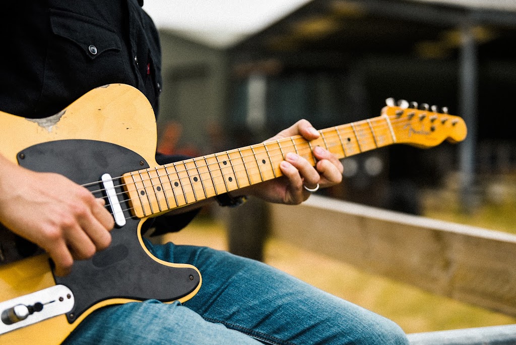 DW Music Tuition | Derinya Primary School, Derinya Dr, Frankston VIC 3199, Australia | Phone: 0409 024 553