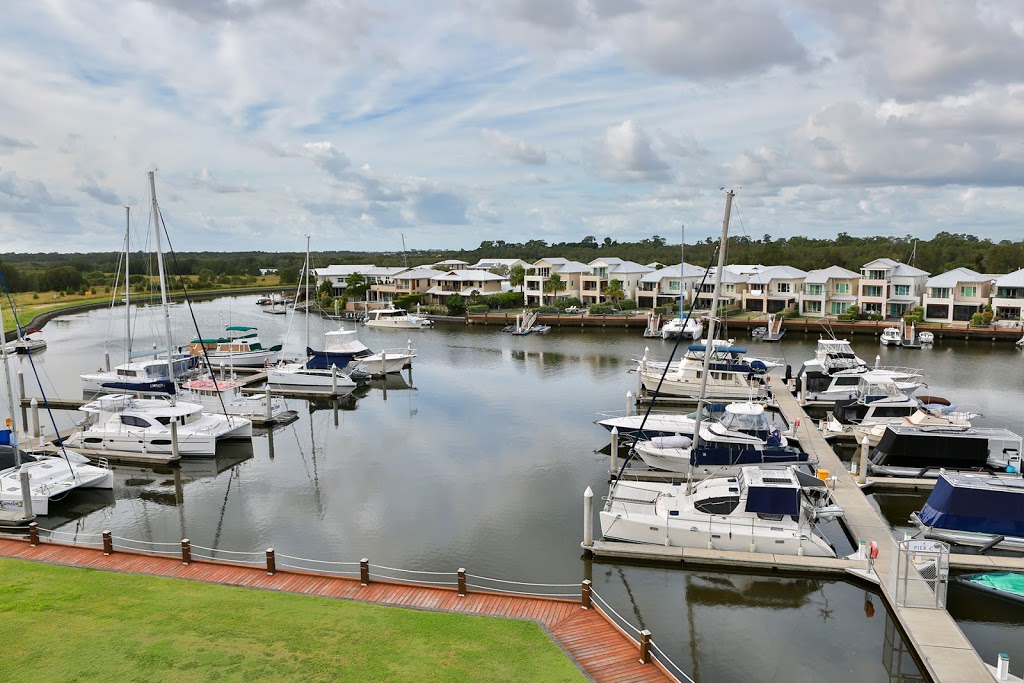 Coomera Waters Marina | 25 Harbour Village Parade, Coomera QLD 4209, Australia | Phone: (07) 5561 8809