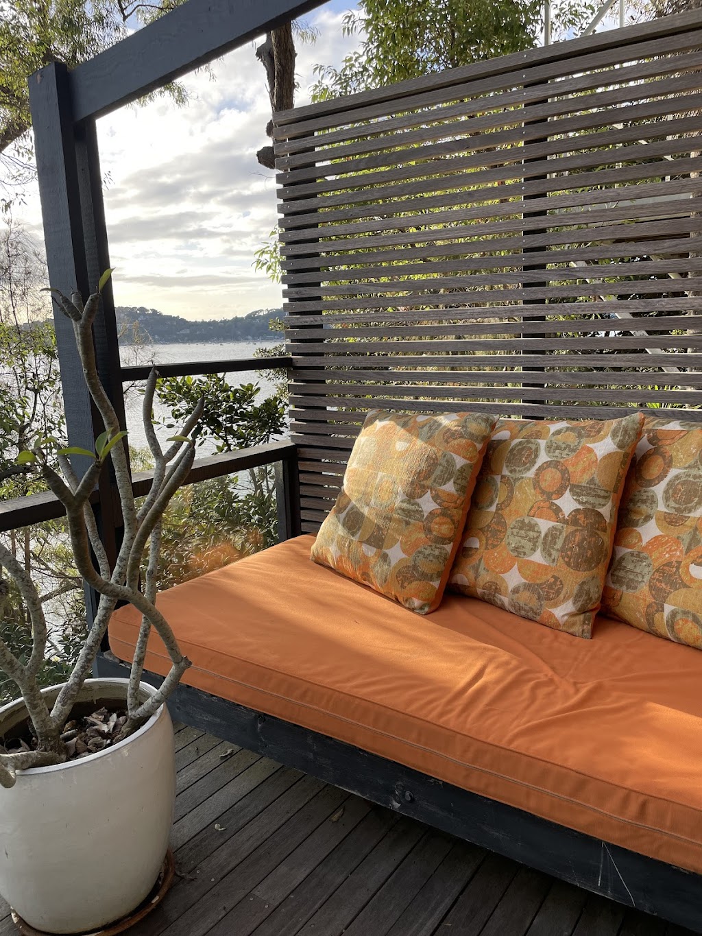The Hideaway | 30 Ross Smith Parade, Great Mackerel Beach NSW 2108, Australia | Phone: 0400 311 475