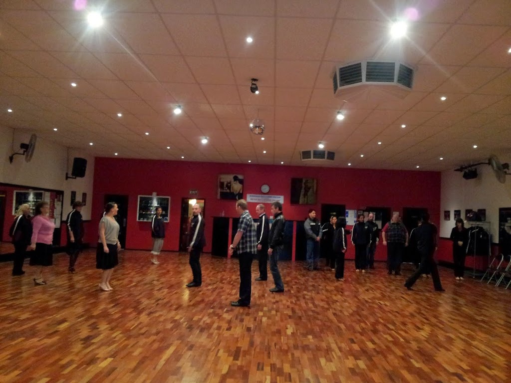 MarShere Dance Studios - Cranbourne | school | 6/200 Sladen St, Cranbourne VIC 3977, Australia | 0359965670 OR +61 3 5996 5670