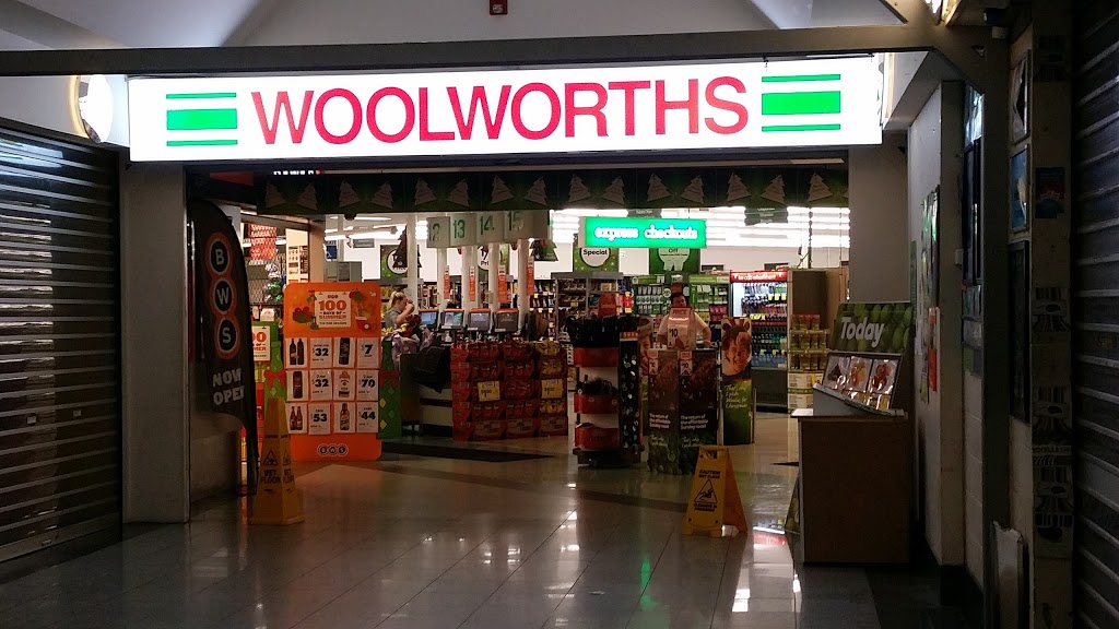 Woolworths Warabrook | supermarket | 3 Angophora Dr, Warabrook NSW 2304, Australia | 0249022741 OR +61 2 4902 2741