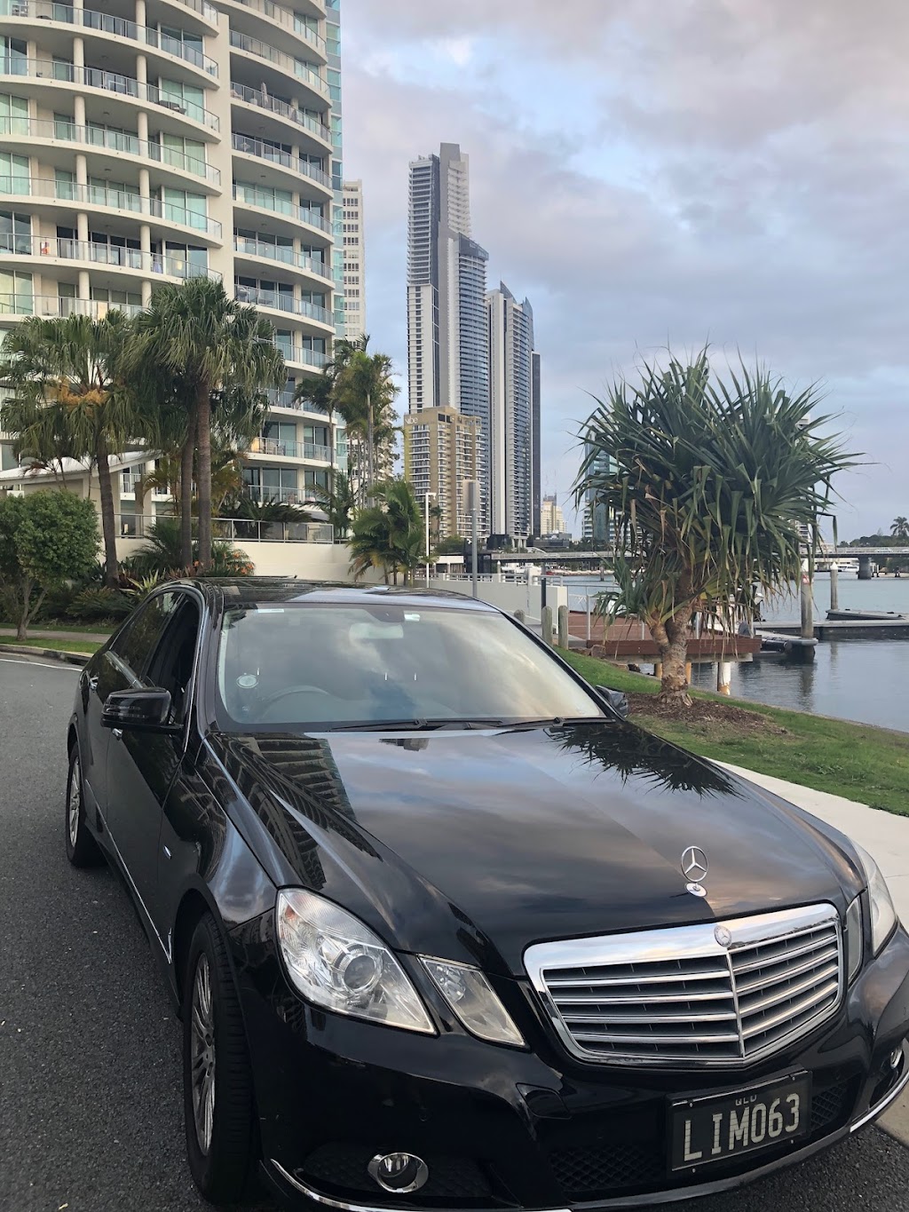 Gold Class Rides | Gold Coast Hwy, Labrador QLD 4215, Australia | Phone: 0400 820 244