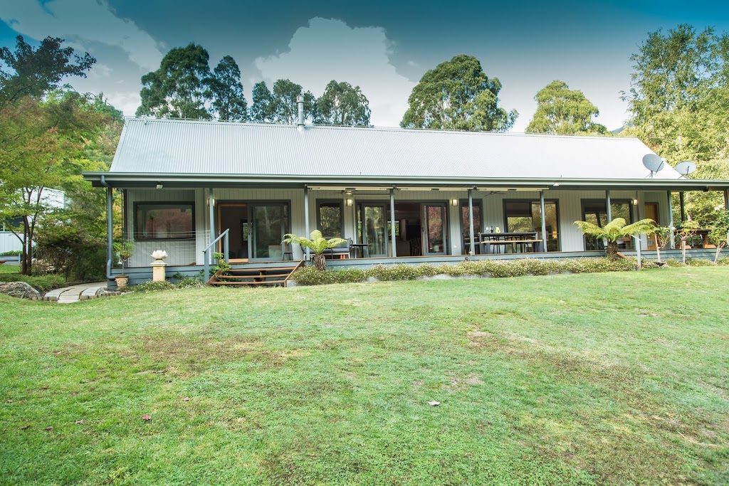 Hume House | lodging | 2595 Mt Buller Rd, Merrijig VIC 3723, Australia | 0419927278 OR +61 419 927 278