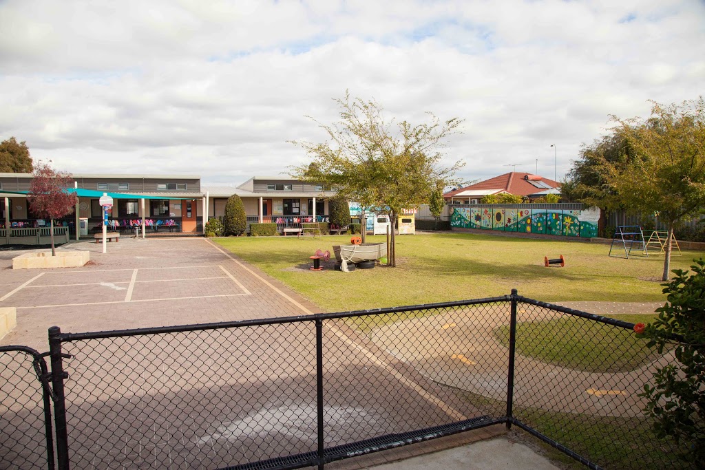 Beechboro Christian School | school | 375 Marshall Rd, Bennett Springs WA 6063, Australia | 0893775211 OR +61 8 9377 5211