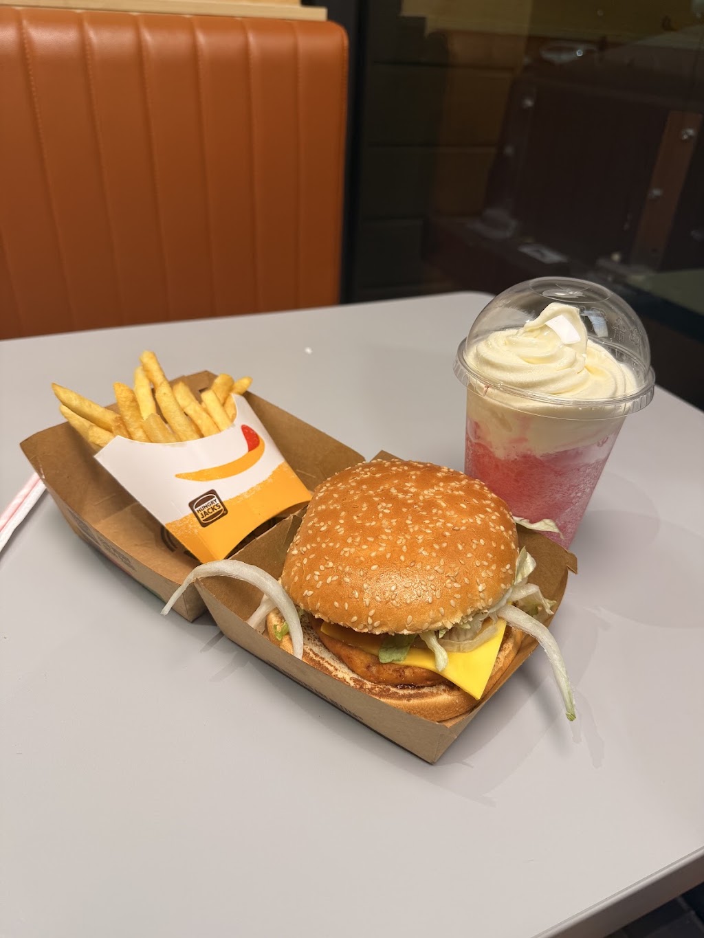 Hungry Jacks Burgers Tighes Hill | 110 Elizabeth St, Tighes Hill NSW 2297, Australia | Phone: (02) 4086 4744