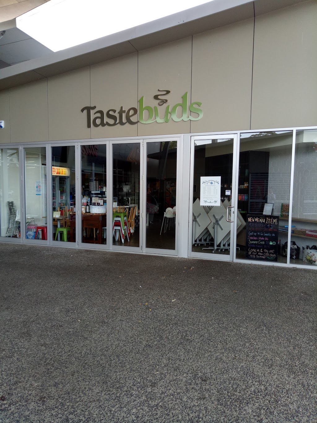 Tastebuds Deli Cafe | 1 Warra Ln, Cashmere QLD 4500, Australia | Phone: (07) 3882 5844