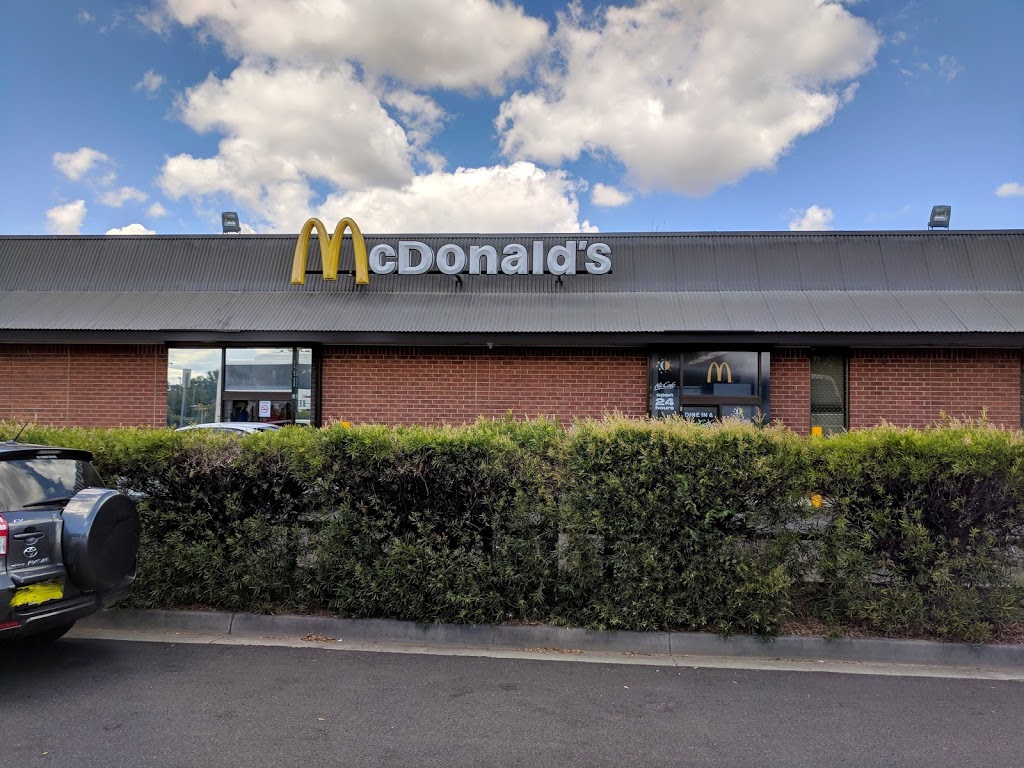 McDonalds Bathurst | meal takeaway | 69-71 Durham St, Bathurst NSW 2795, Australia | 0263321588 OR +61 2 6332 1588