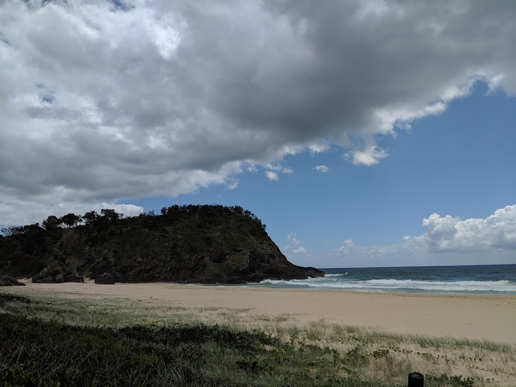 Off Leash Dog Beach | park | LOT 7018, LOT 7018 Millington Ave, Stuarts Point NSW 2441, Australia